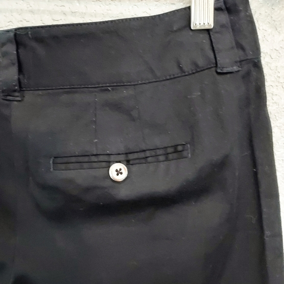 WHBM Black Cargo Shorts Size 4 - Picture 5 of 9